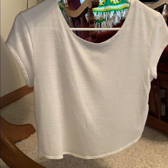 Hollister Crop Top - Picture 3 of 5